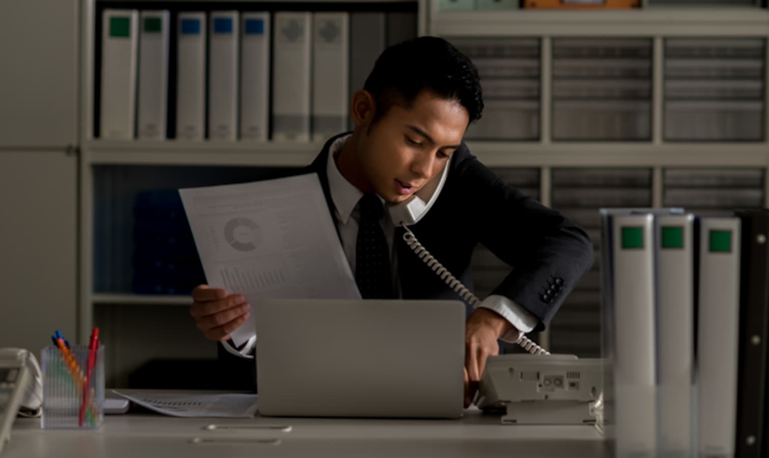 残業代が出ない？削減されても適法となる制度とは [労務管理] All About