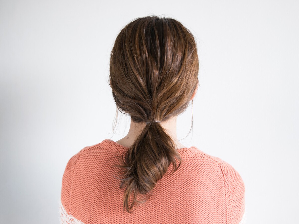 バナナバンは大人のひとつ結び ゴム1本でできる簡単ヘアアレンジ ヘアアレンジ All About バナナバンは大人のひとつ結び ゴム1本でできる簡単ヘアアレンジ ヘアアレンジ All About