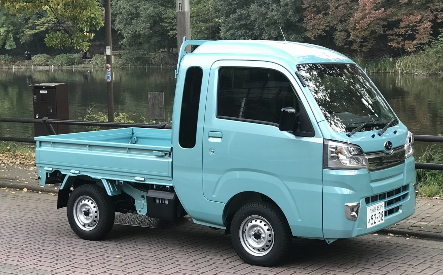 自動ブレーキ付き軽トラ サンバーをおすすめする理由 Subaru スバル All About