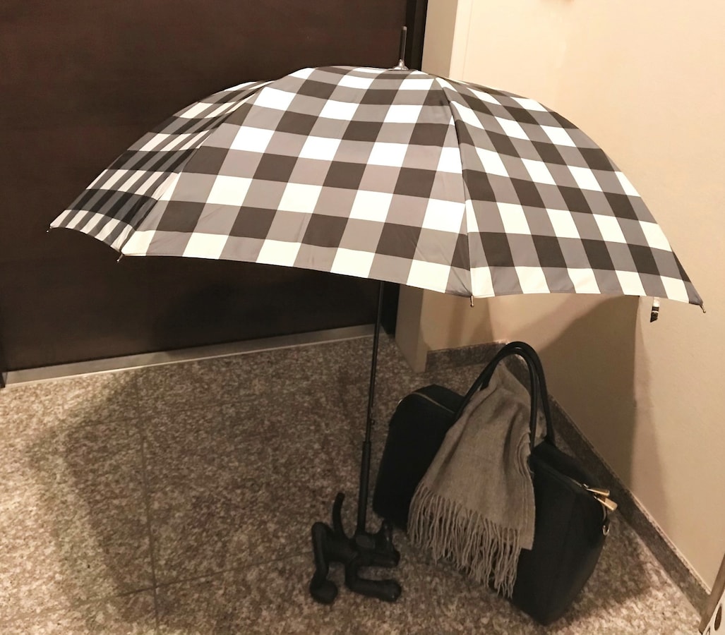 スリムで軽くすぐ乾く 通勤に心強い傘 アンヌレラ 生活雑貨 All About