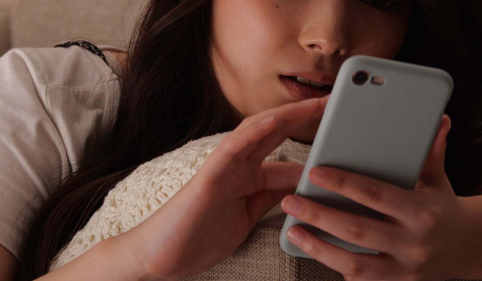 他人事なのに 芸能人の不倫を叩く人たちの心理 ひかりの恋愛コラム All About