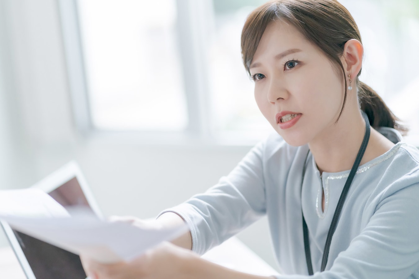 クレーマーになってない？「文句ばかりを言う人」が気をつけるべきこと [人間関係] All About