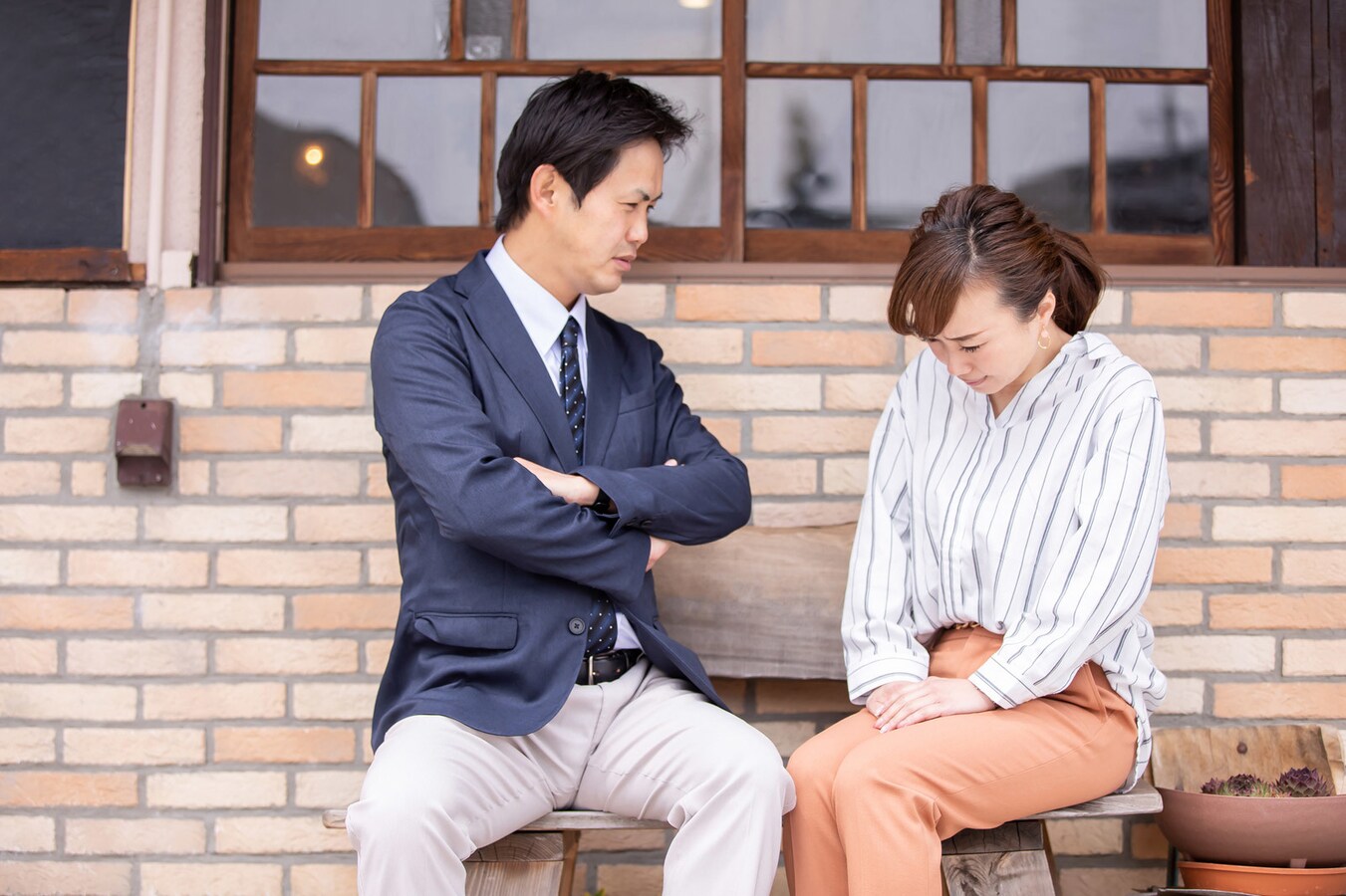 付き合い始めた途端 オレの女 扱い 年下彼が束縛男に豹変した理由 亀山早苗の恋愛コラム All About