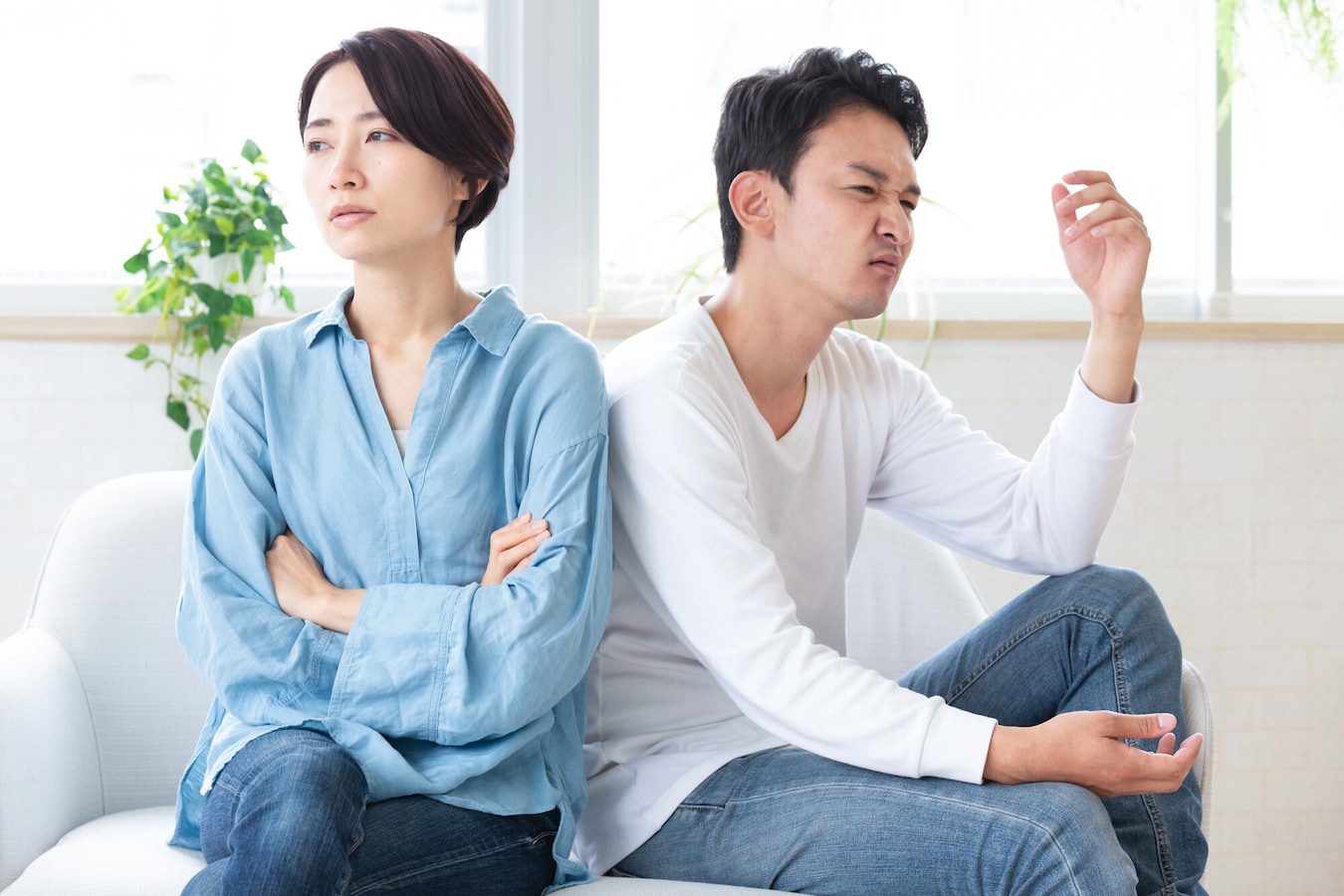 死ぬまで忘れない 夫婦喧嘩で言われて傷ついたひと言 絶対に言ってはいけないngワードとは 夫婦関係 All About