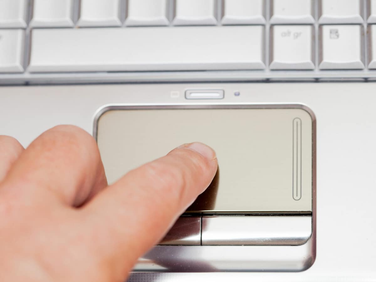 Windowsノートパソコンのタッチパッドが動かない/反応しない Windowsノートパソコンのタッチパッドが動かない/反応しない