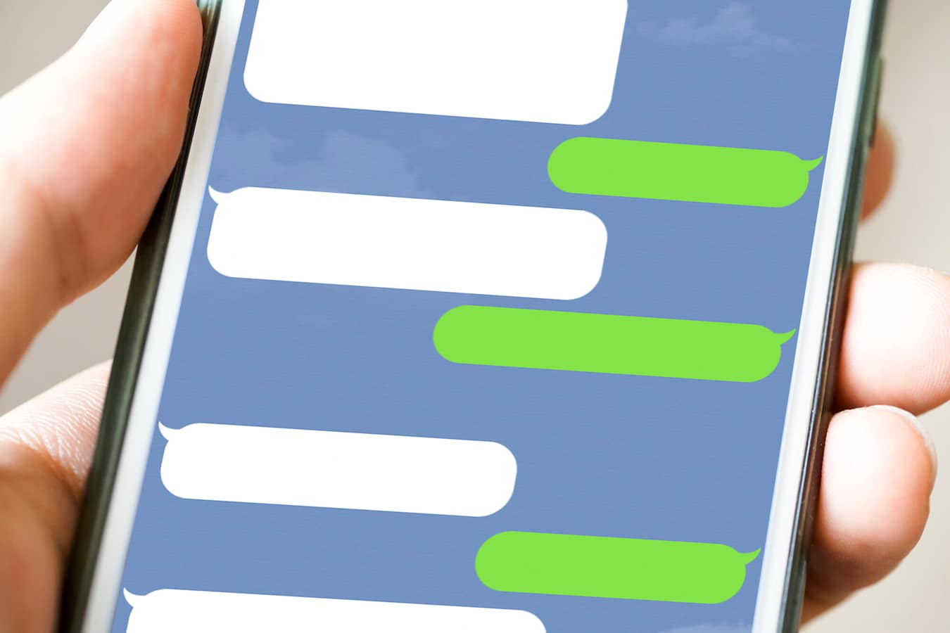 LINEの怪しいグループの正体は？「投資型詐欺」でカモにされる日本人 [暮らしのお金] All About