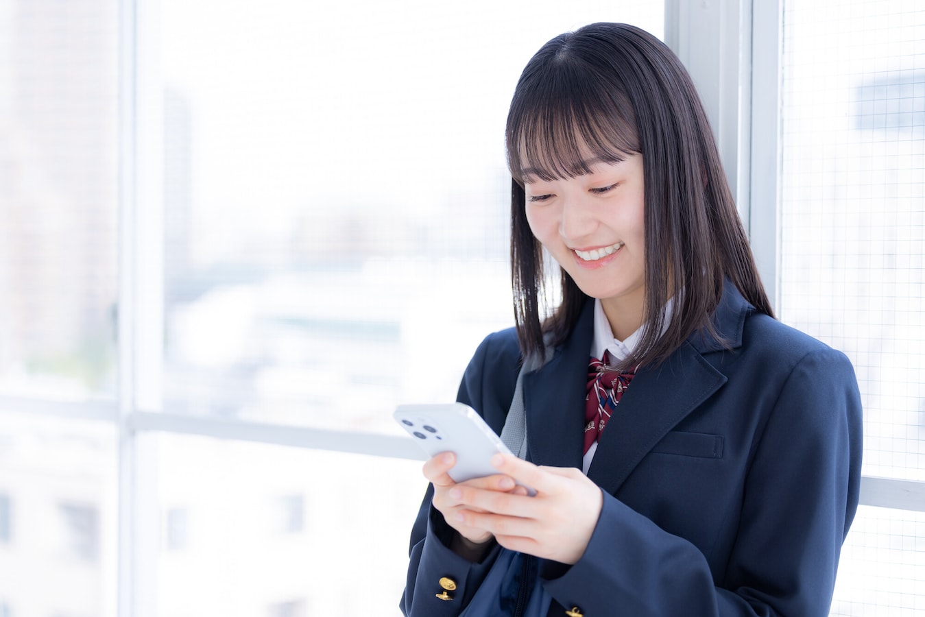 子どもの一人暮らしを前に要確認！スマホ契約を「本人名義」に変更しないと起こるトラブル事例 [スマートフォン] All About