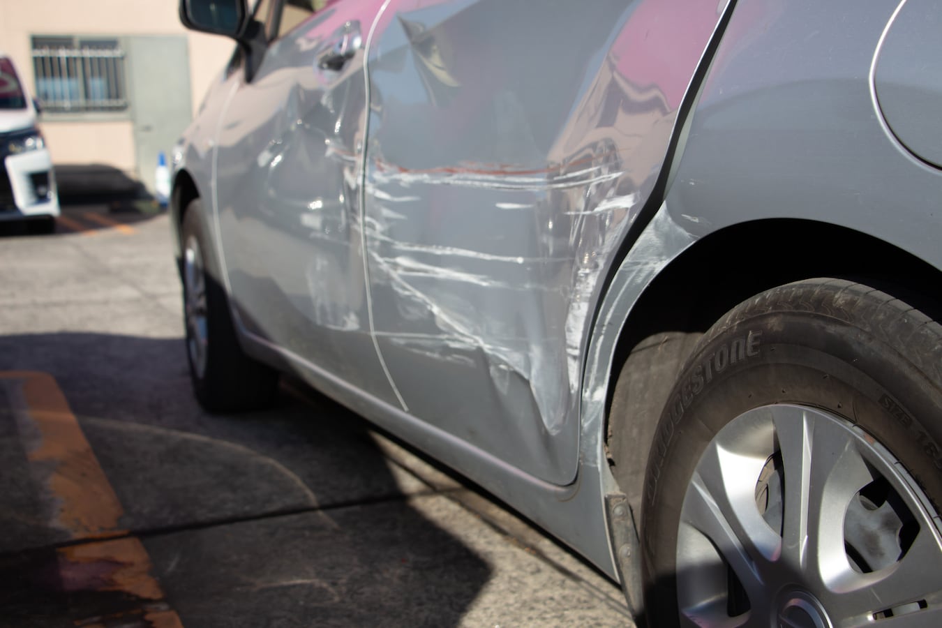 当て逃げ事故で自動車保険は役に立つ 損害保険 All About