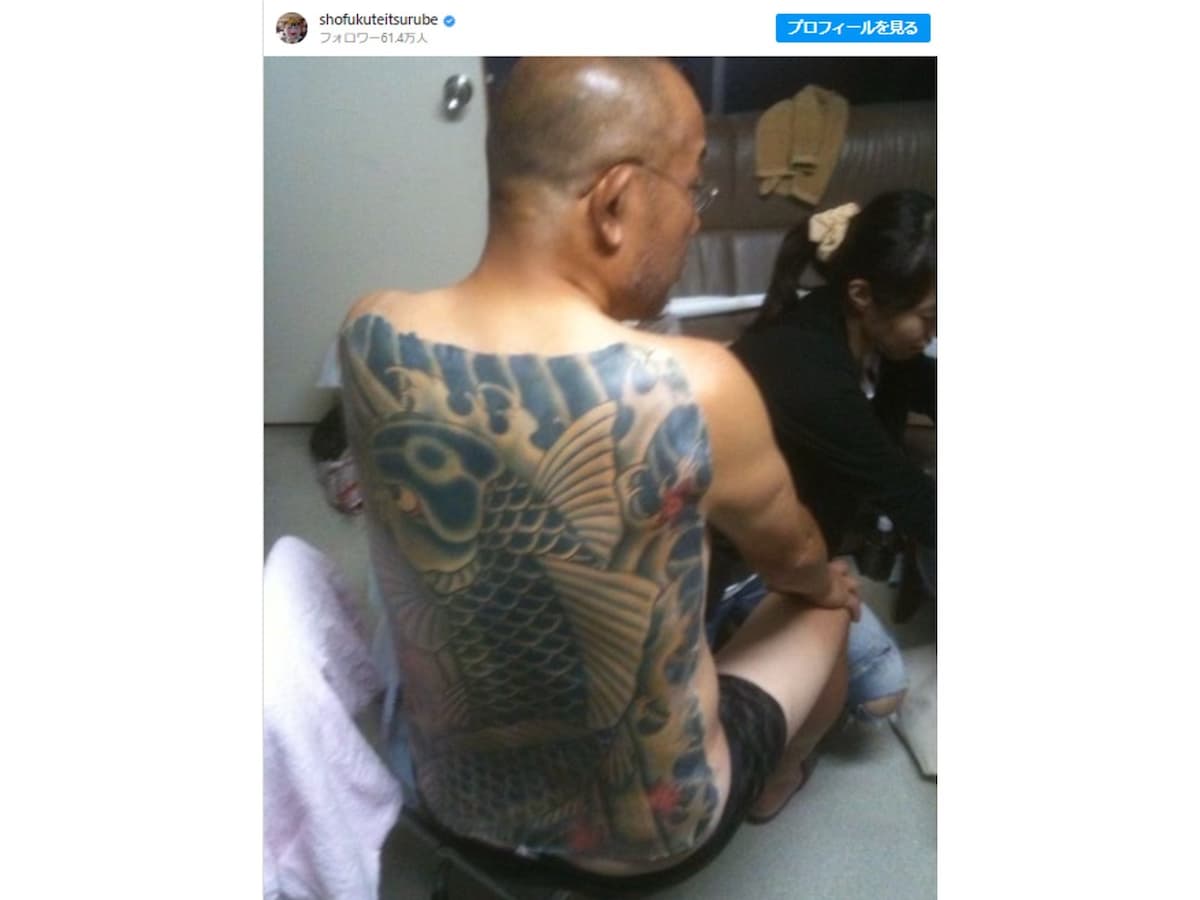 笑福亭鶴瓶 背中一面の入れ墨 を大公開 迫力ありすぎです もうホンモノの人みたいです All About News