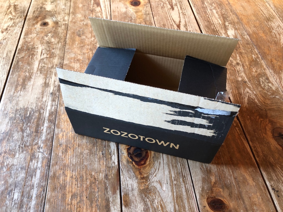 ペットボトルは何でできていますか?