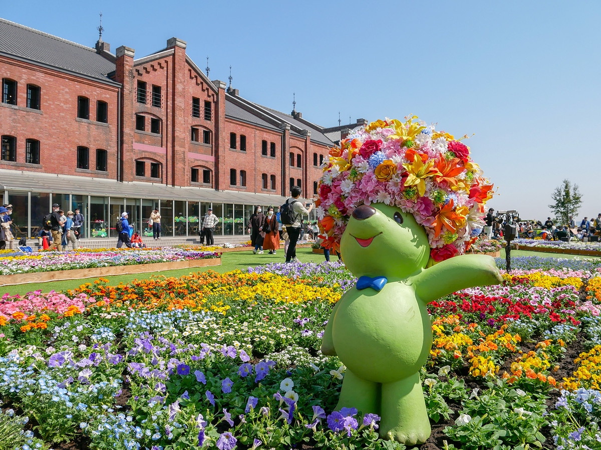 横浜市内で展開する「ガーデンネックレス横浜2023」との連携イベントとして、マスコットキャラクター「ガーデンベア」が登場