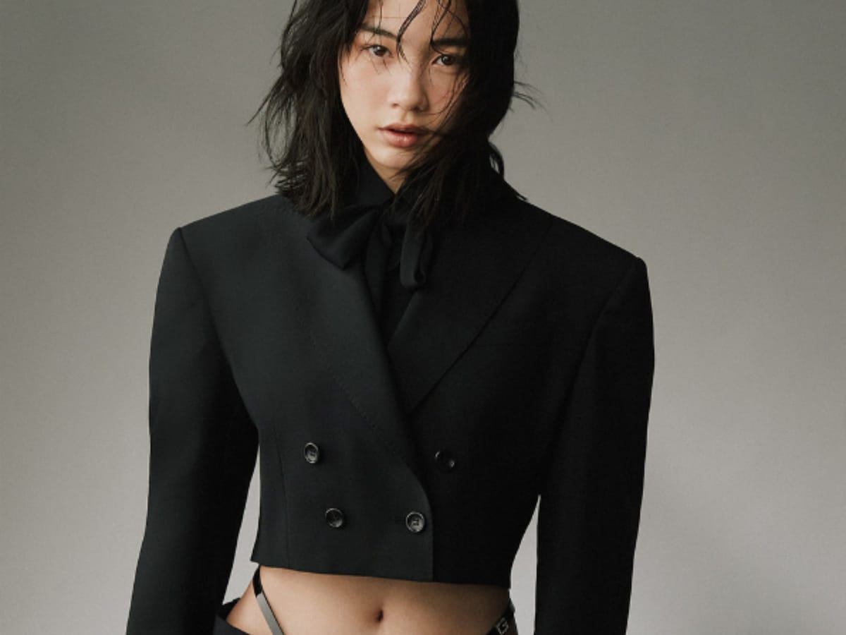 のん(能年玲奈)、見せパン風セクシーコーデを披露! 全身ブラックのクールなファッションに身を包む(2/2) - All About ニュース