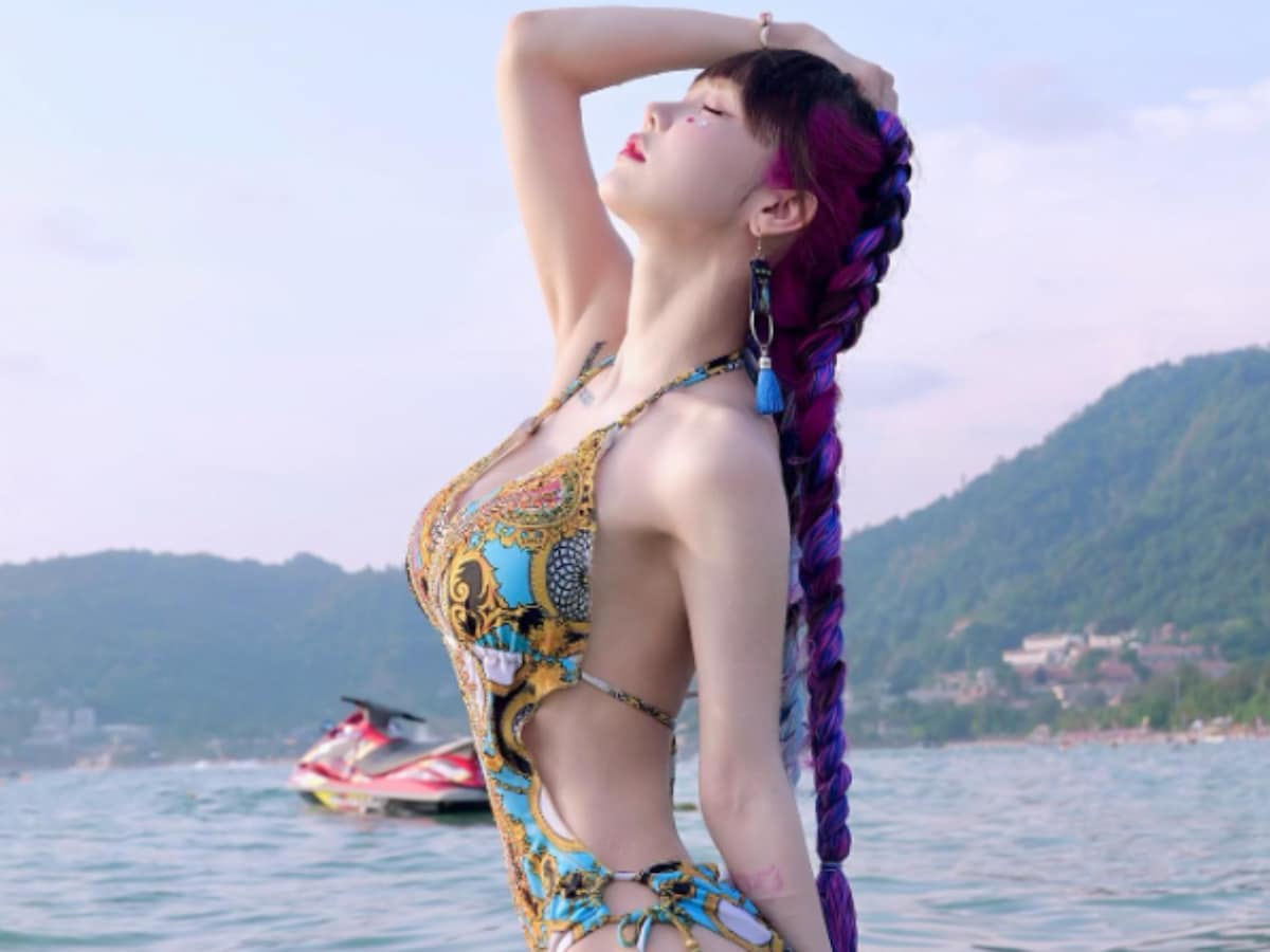 ゆりにゃ 水着で日常を打破！