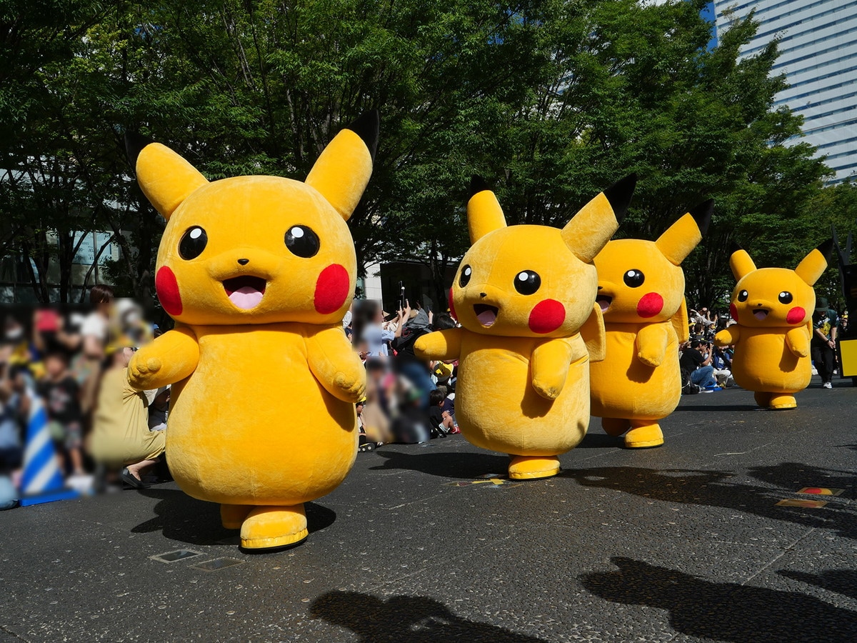 「Pikachu Gathering!!」ではグランモール公園をピカチュウ10匹が大行進
