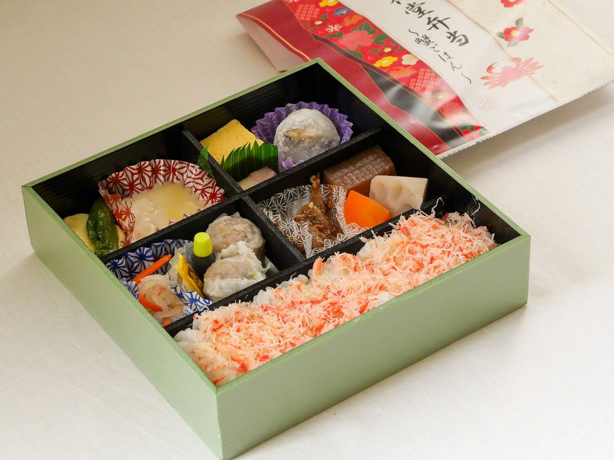 お酒のあてにもなりそうな豪華なおかず