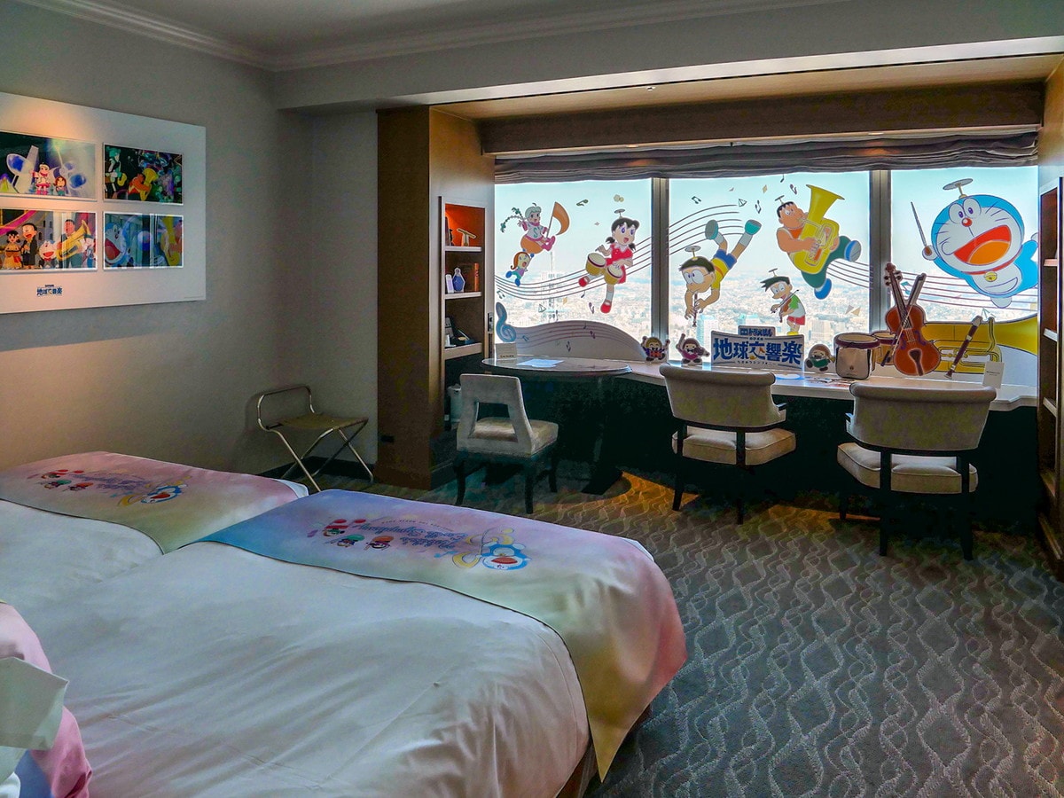 横浜ロイヤルパークホテルの客室が映画ドラえもんルームに変身