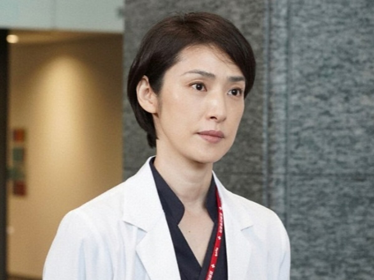 「どんな役でもこなす多才なイメージ」の50代女性俳優ランキング! 2位「天海祐希」、1位は?(2/2) - All About ニュース