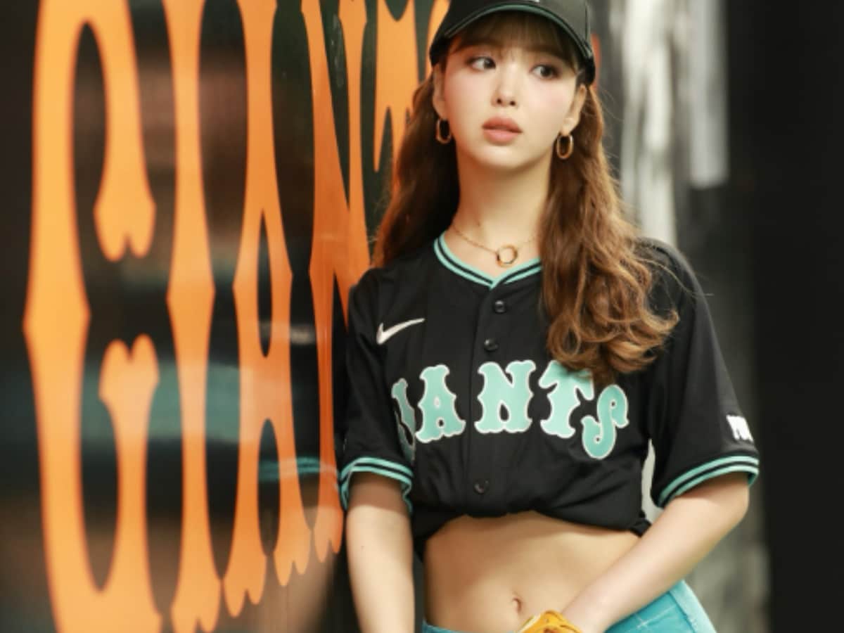藤田　ニコル　始球式 