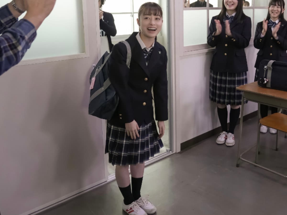 橋本環奈　制服 