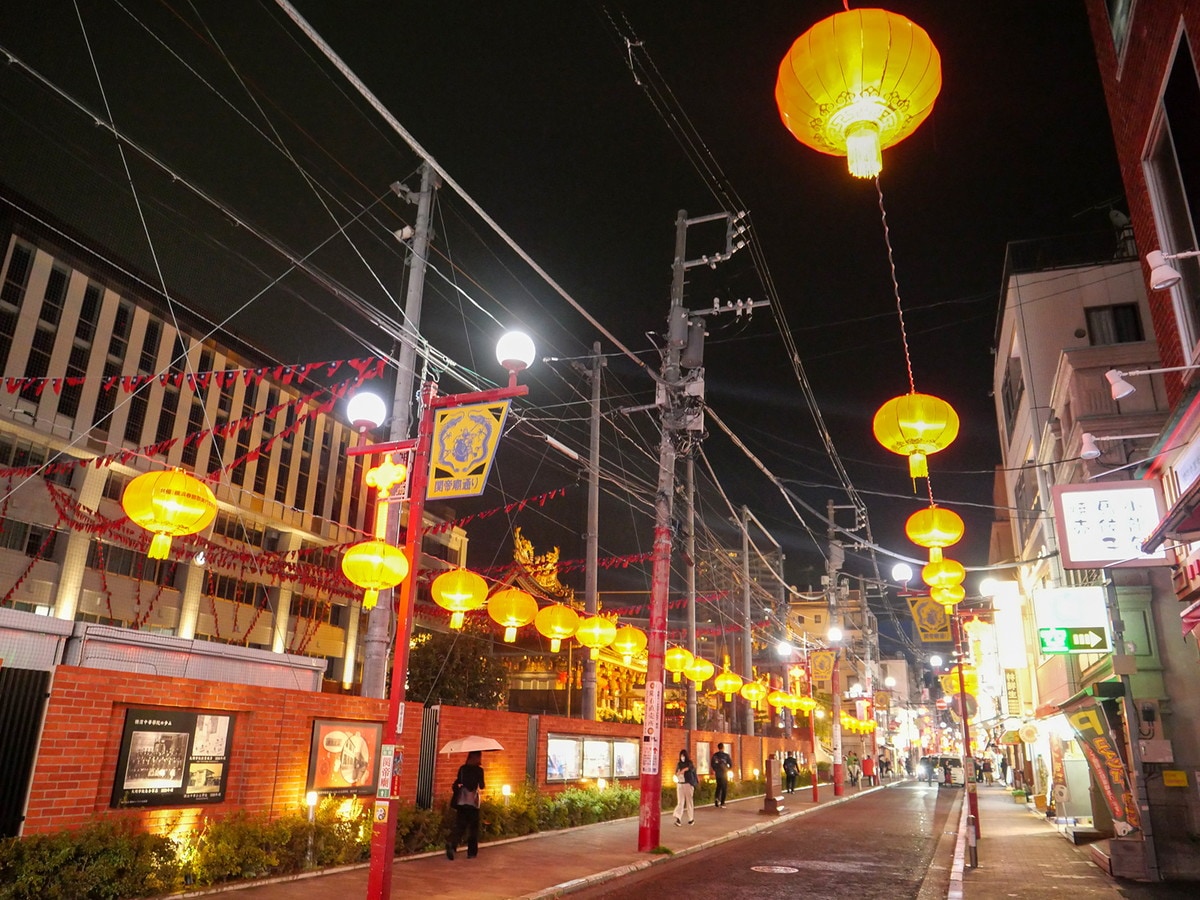 夜の中華街は異国情緒満点！