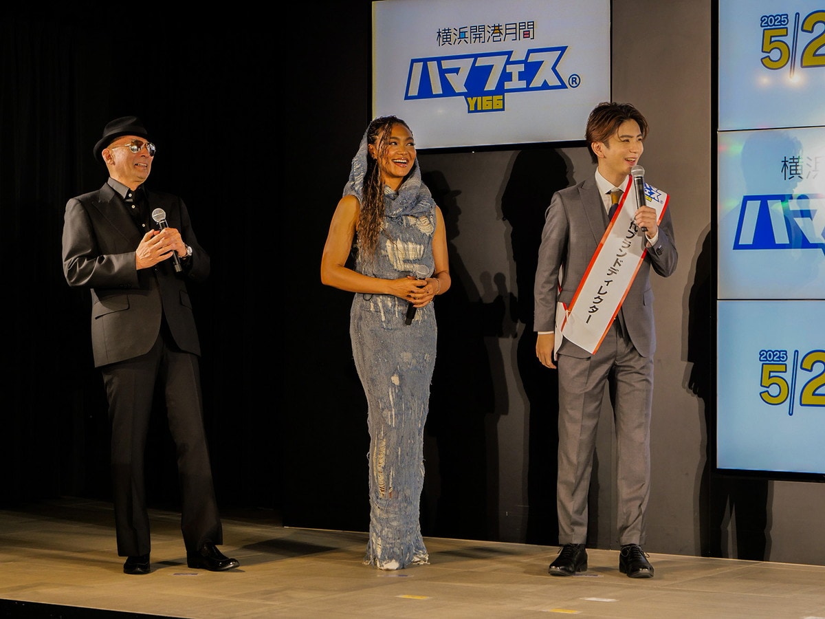横山剣さん(左)とCrystal Kayさん(中)