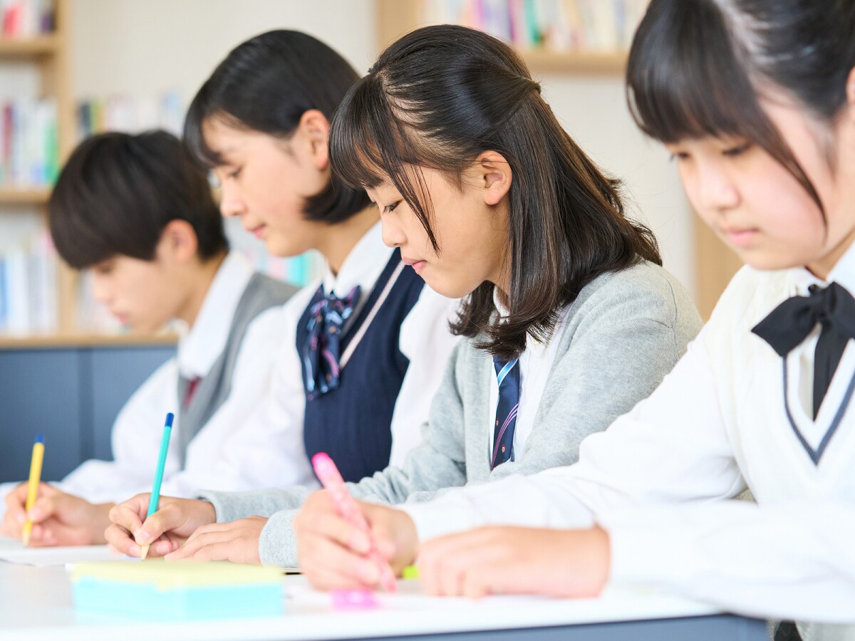 同じように育てても異なる子どもの学力差イメージ