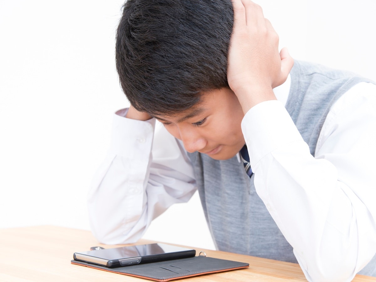 ネットトラブルに悩む子ども