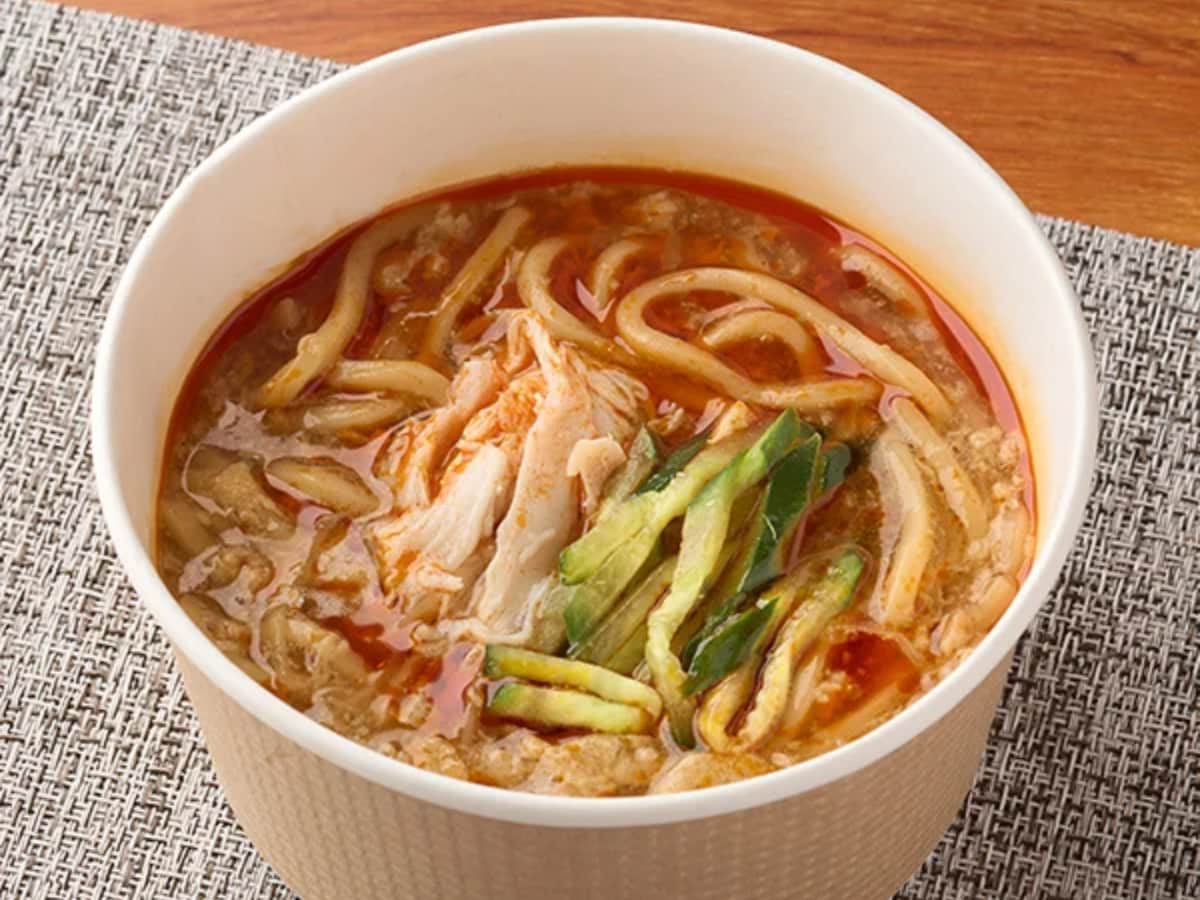 酸辣湯麺 （税込450円）