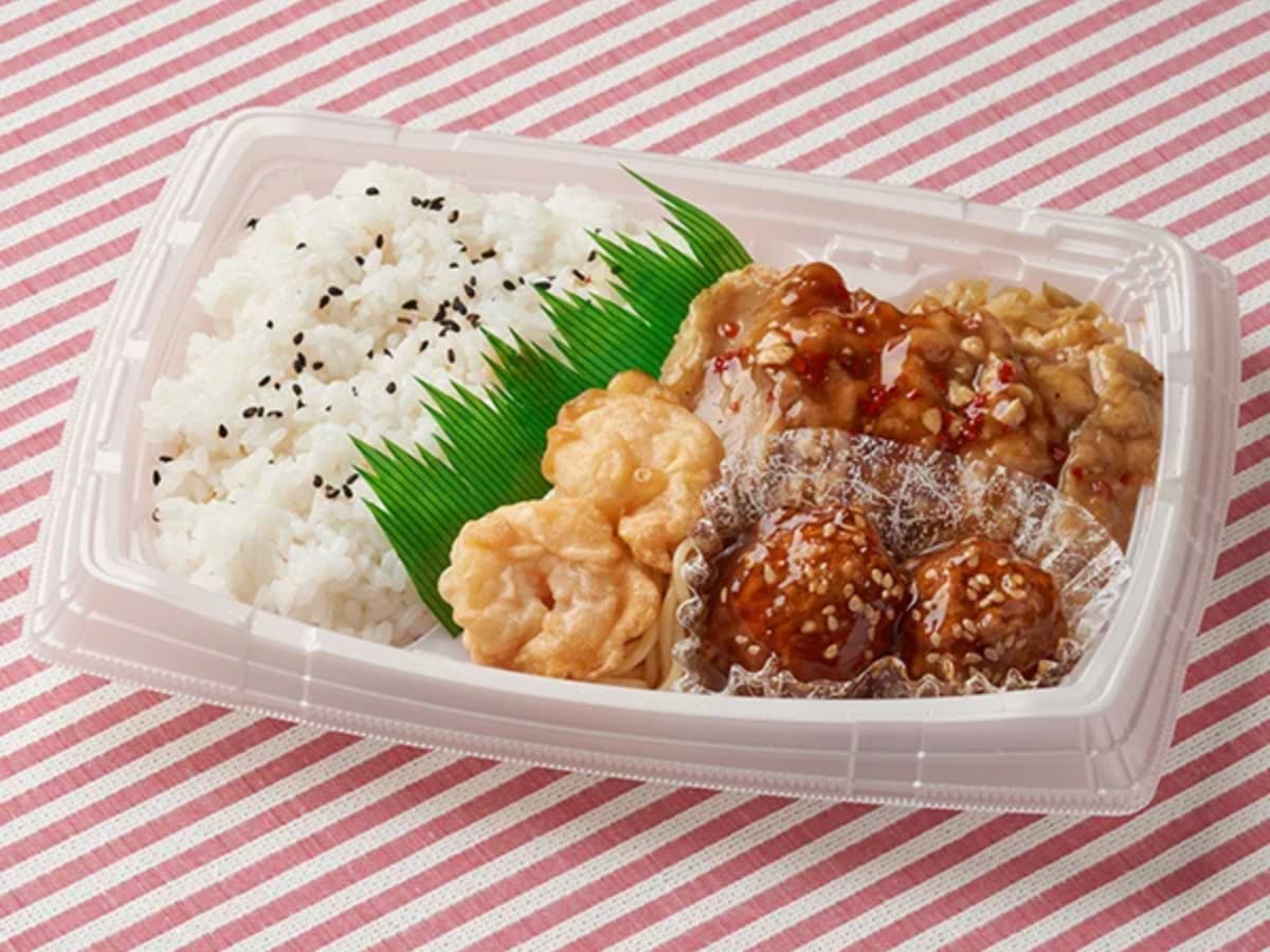 中華幕の内弁当（税込658円）