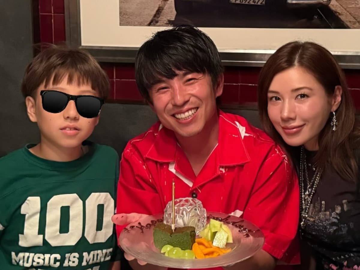 【送料無料】中尾明慶さん掲載2ページ（約A3サイズ）#6514 デンジャーな空気が若干流れましたが…」中尾明慶、37歳誕生日の家族