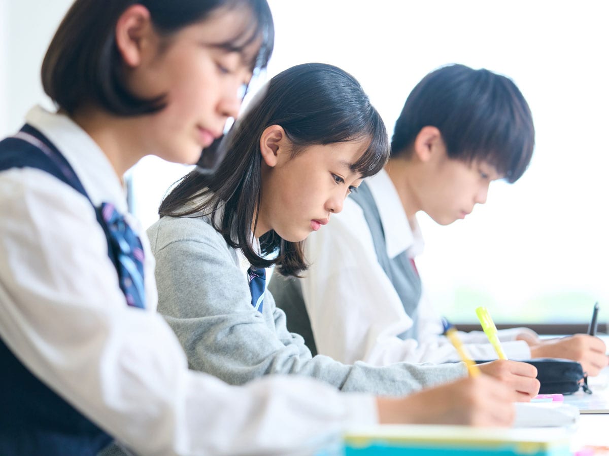 異変！ 私立高校説明会に中1・2生が殺到中