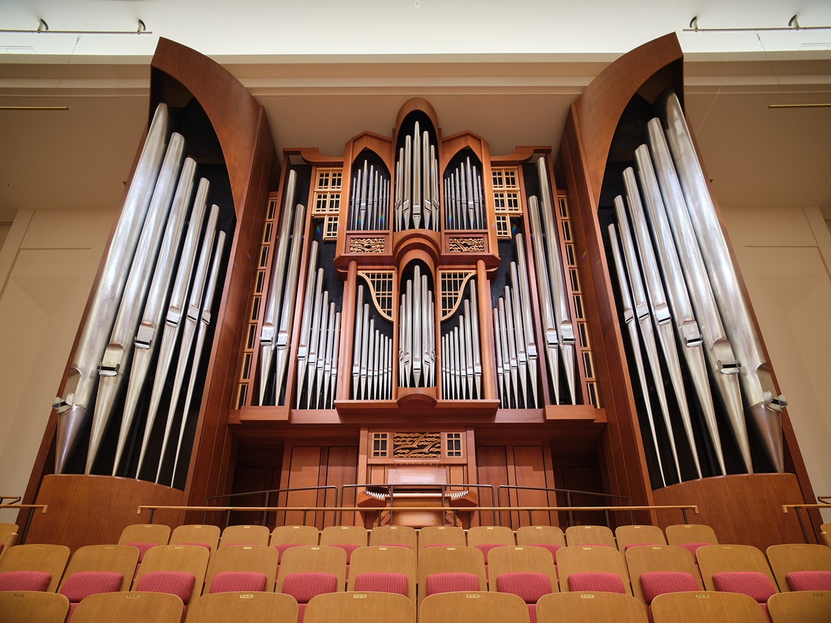横浜みなとみらいホールのシンボル、パイプオルガン「ルーシー」(C)平舘平（提供画像）