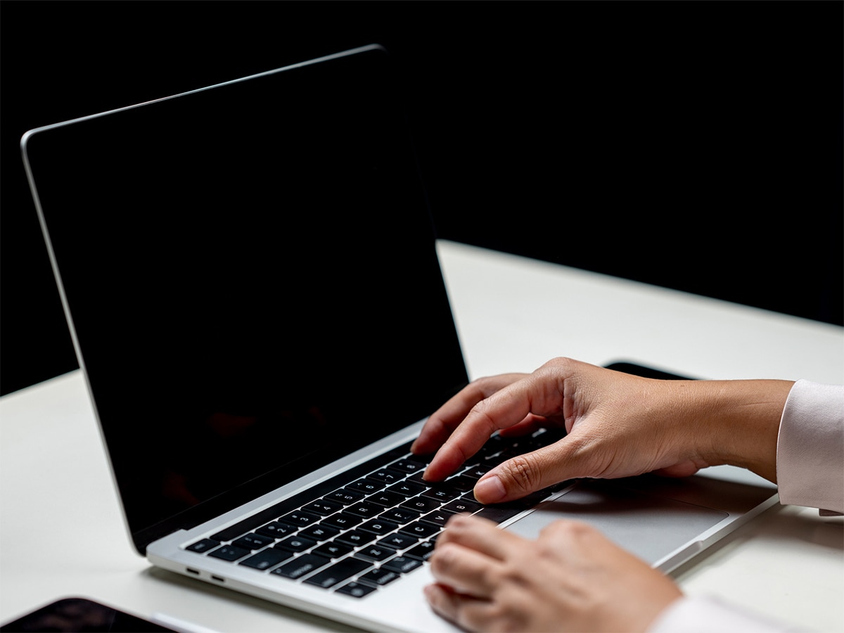 パソコンのWi-Fi、常に「オン」で問題なし？