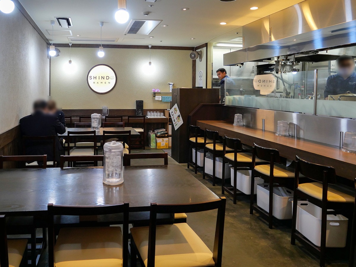「新道らぁ麺」店内の様子