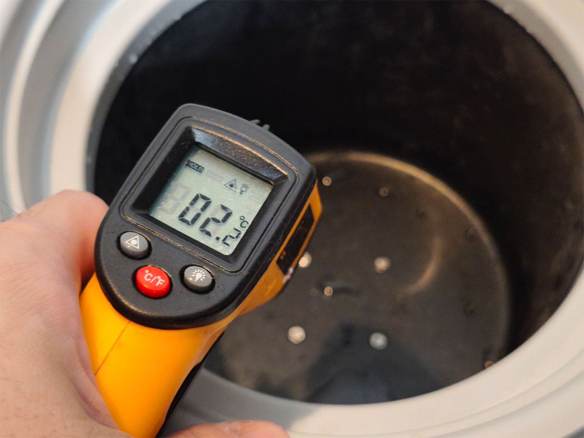 内部の温度を計測してみてもこの通り