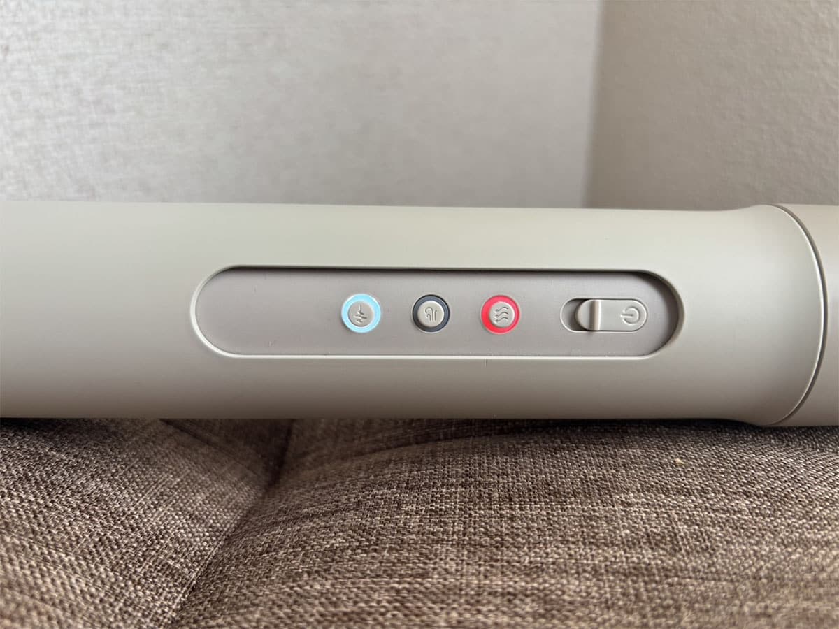 ボタンを押すことでモードの切り替えが可能