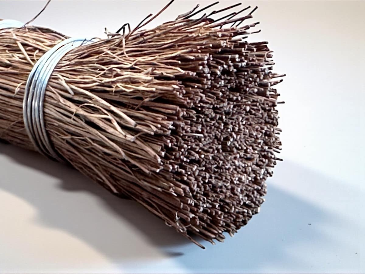 シュロ棒たわしの先端