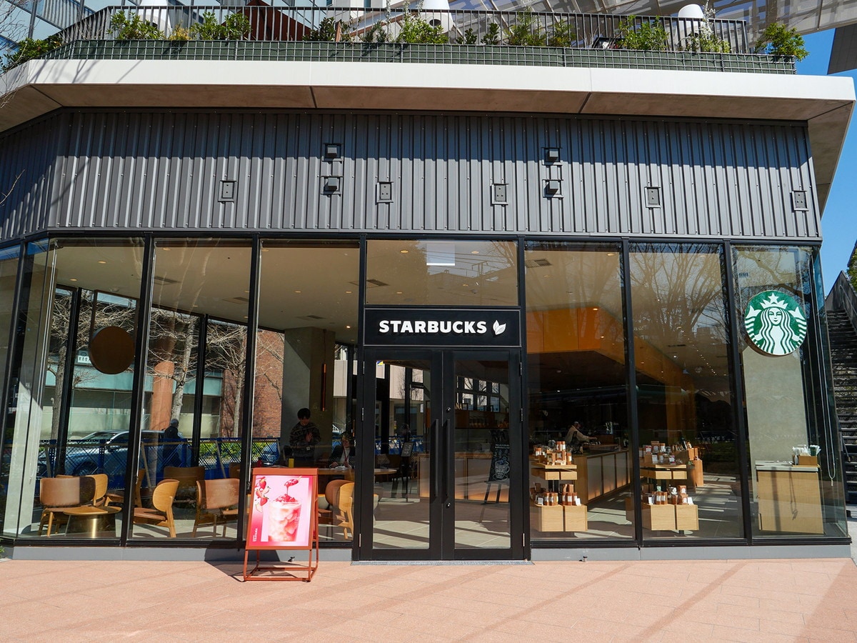 スターバックス ティー & カフェであるBASEGATE横浜関内店 外観