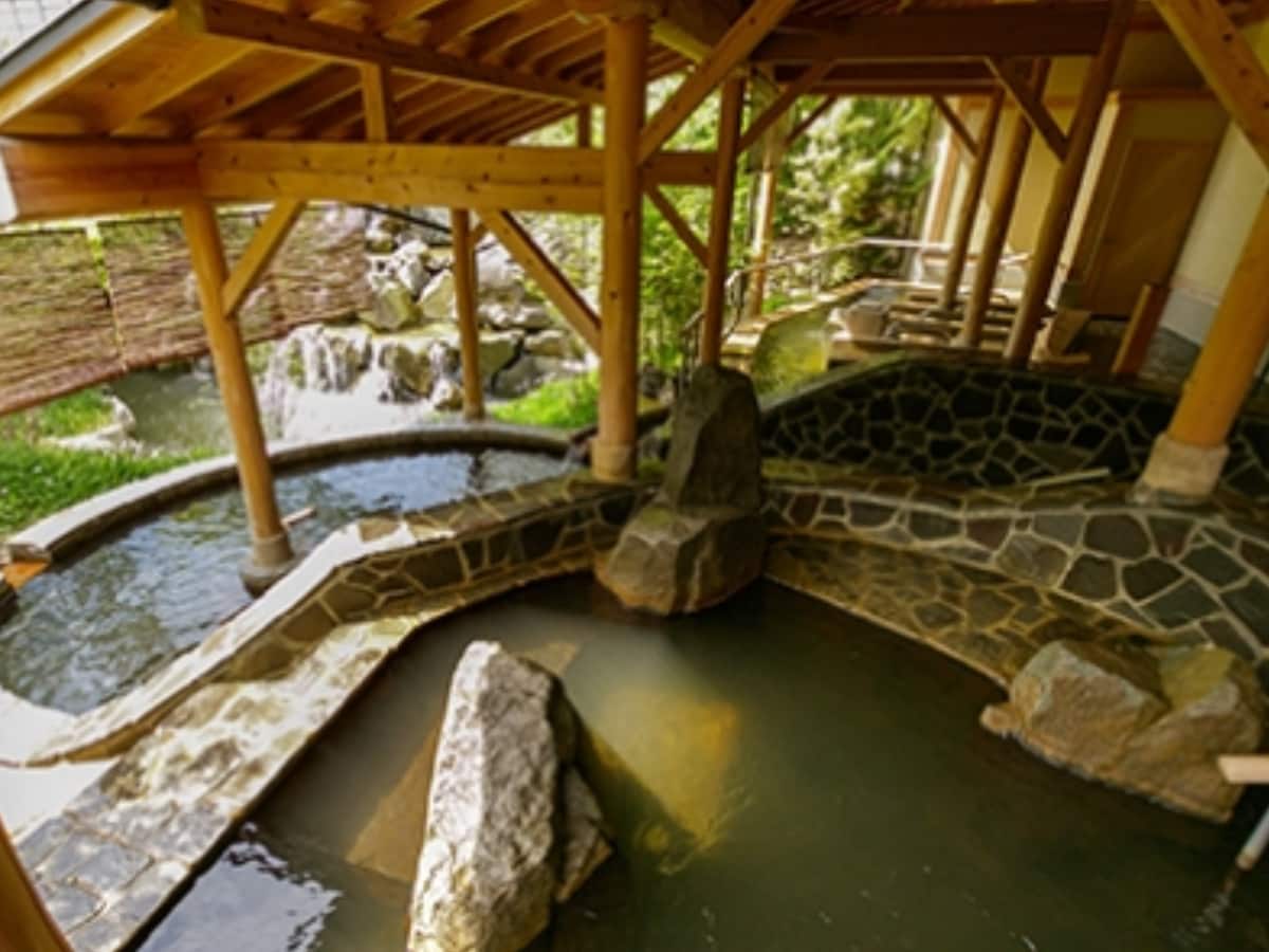 「いいざか 花ももの湯」公式Webサイトより