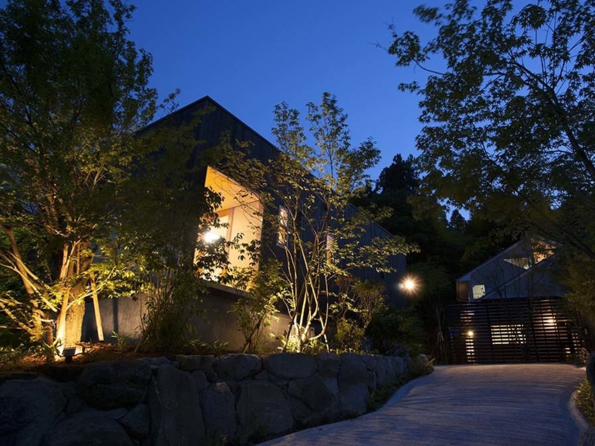 「湯泉郷 温泉館 湯招花」公式Webサイトより