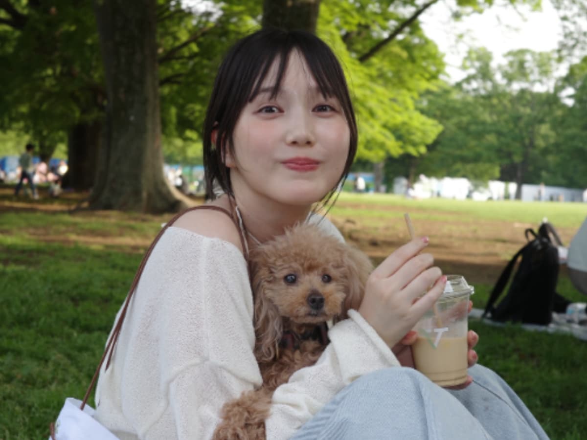 本田翼、愛犬とのピクニックを楽しむ！GWの素敵なひととき