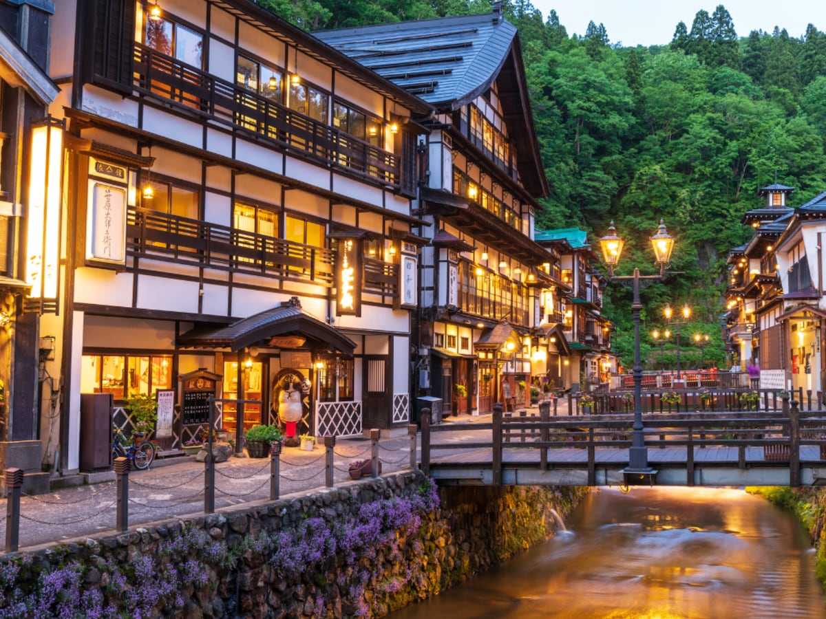 銀山温泉