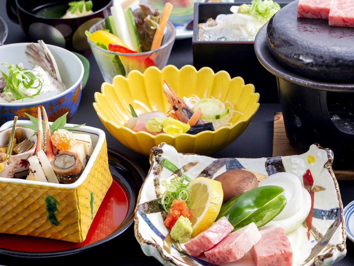 地元の恵みを満喫できる食事