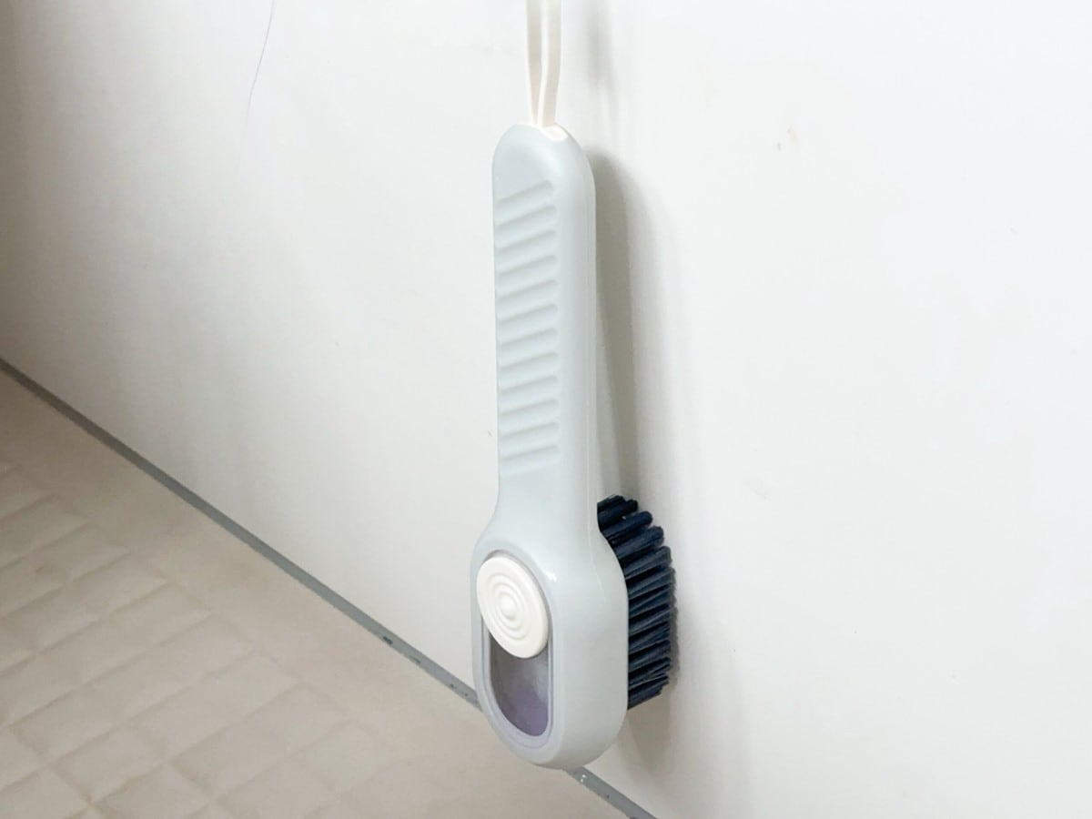 「洗剤IN手洗いブラシ」