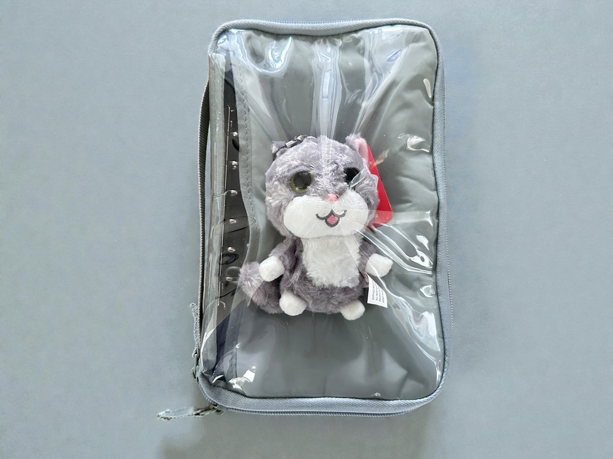 推しのぬいぐるみを入れられる