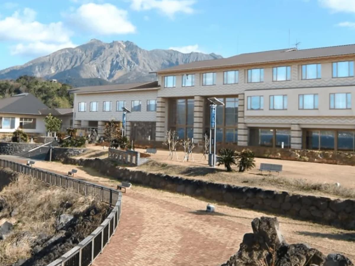 「国民宿舎 レインボー桜島」公式Webサイトより