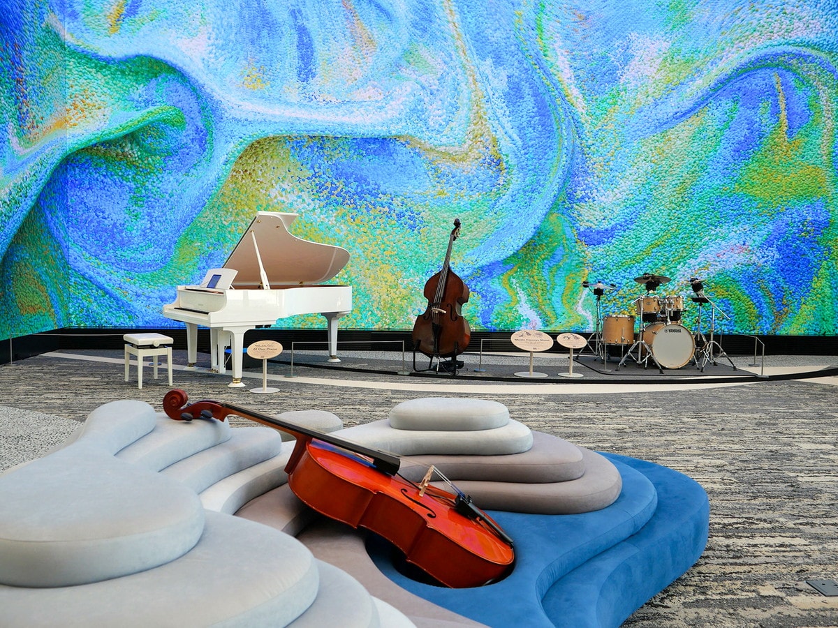 1階「Music Canvas（ミュージックキャンバス）」では、五感で楽しめる豊富なコンテンツを無料で楽しめる（筆者撮影）