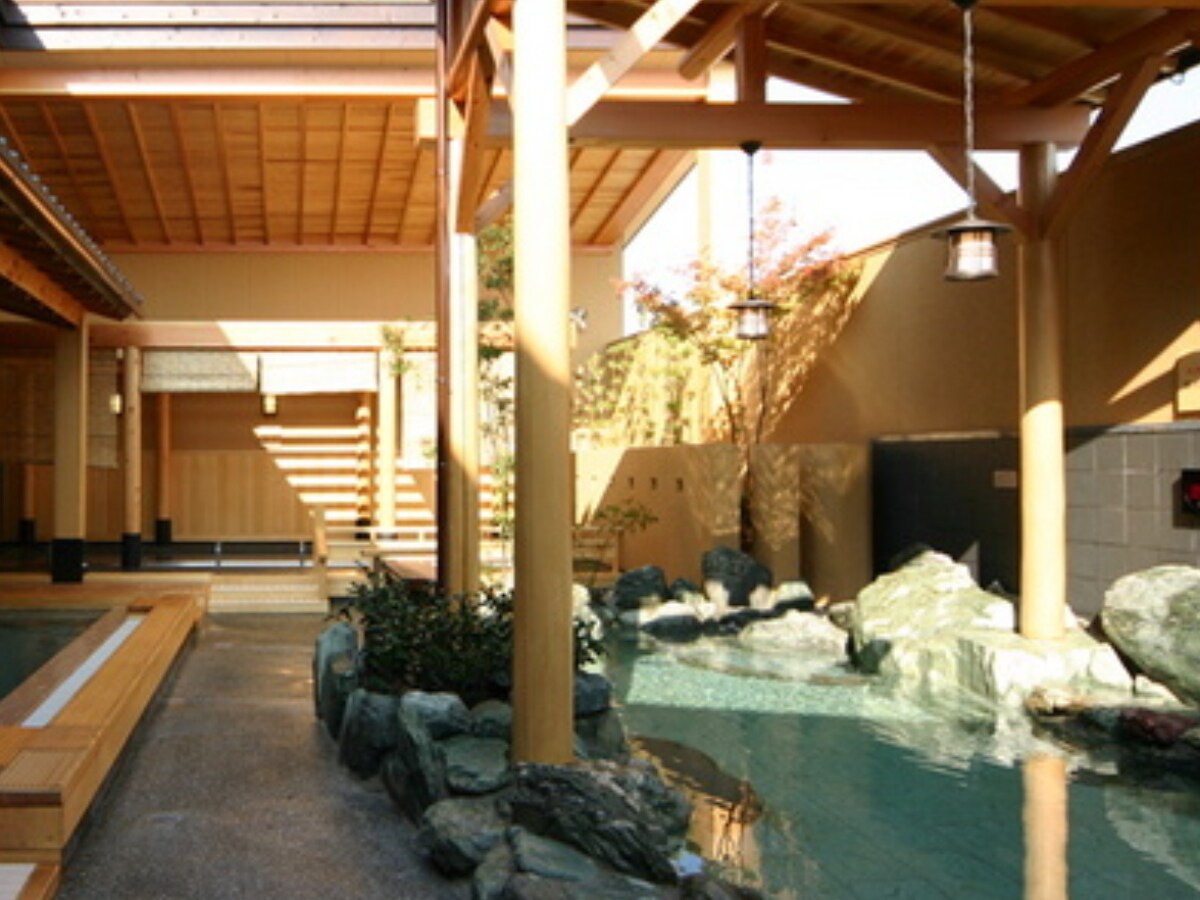 「極楽湯 金沢野々市店」公式Webサイトより