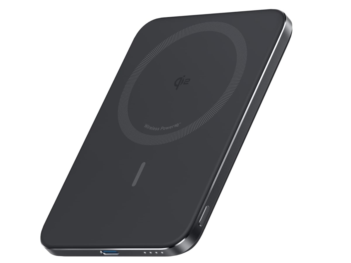 「Anker」のモバイルバッテリーの魅力って？（画像出典：Amazon）