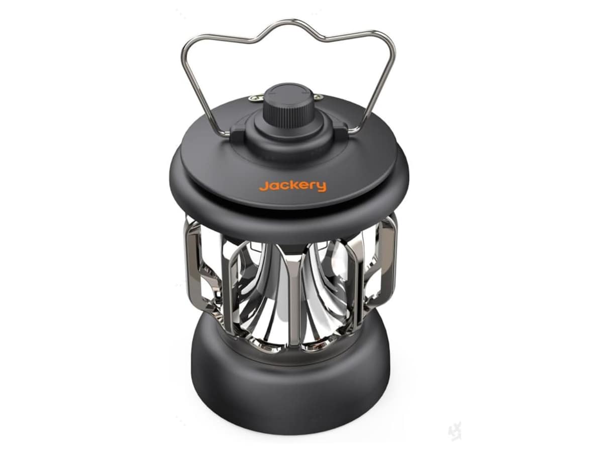 「Jackery」の電気式ランタンの魅力って？（画像出典：Amazon）